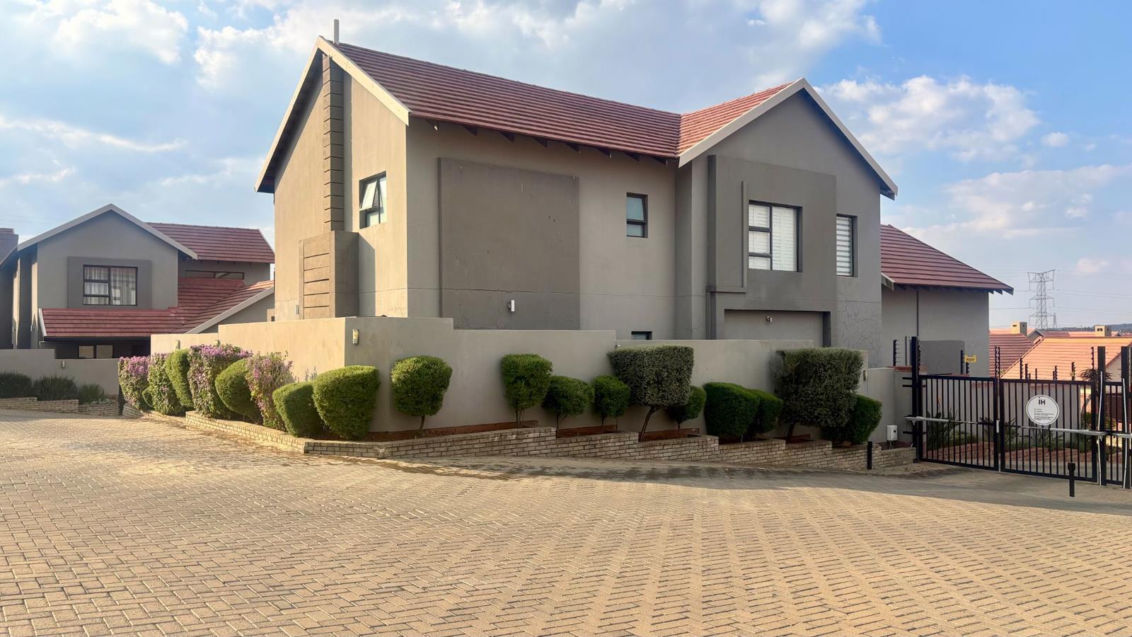 3 Bedroom Townhouse in Wild Olive Estate