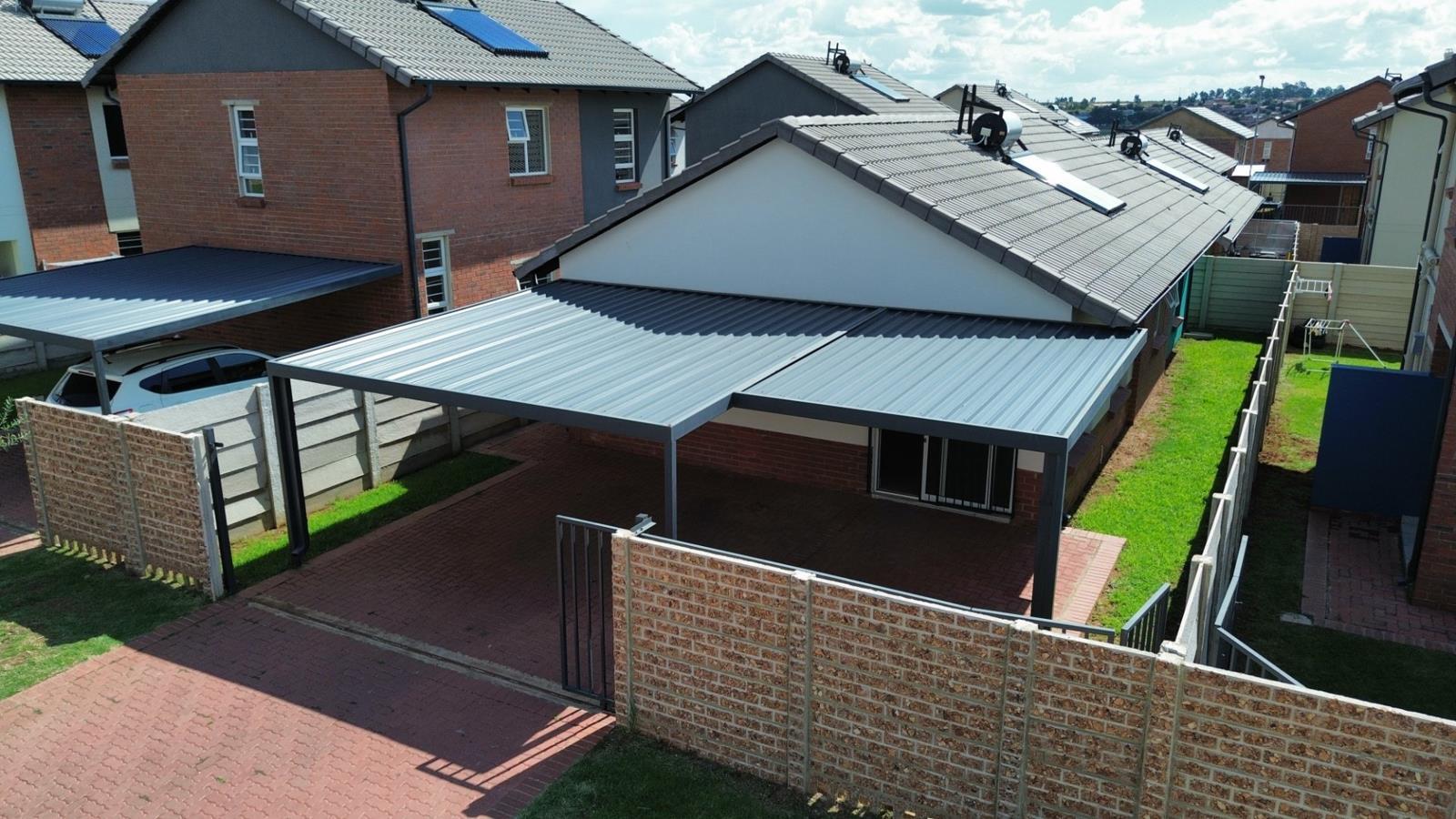 3 Bedroom Simplex in Parkdene
