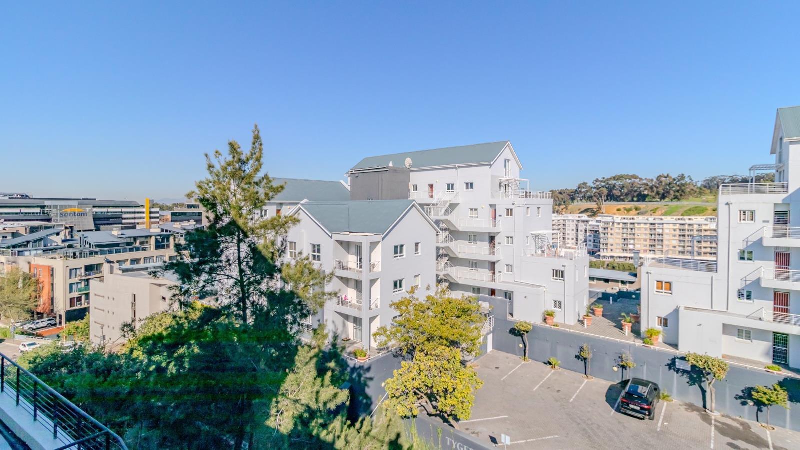3 Bedroom Apartment in Tyger Valley