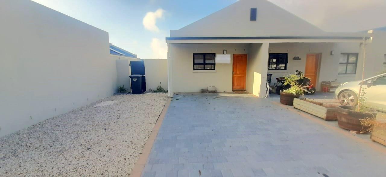 2 Bedroom Townhouse in Capri