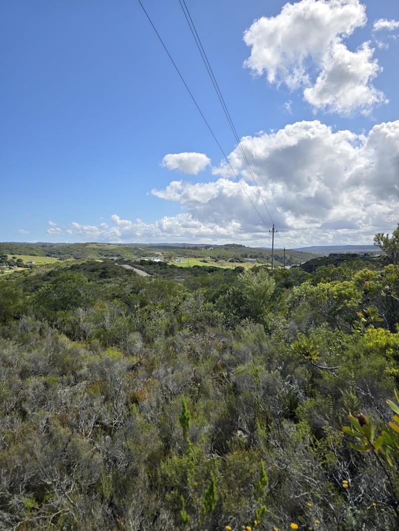 700 m² Land available in Stilbaai Oos