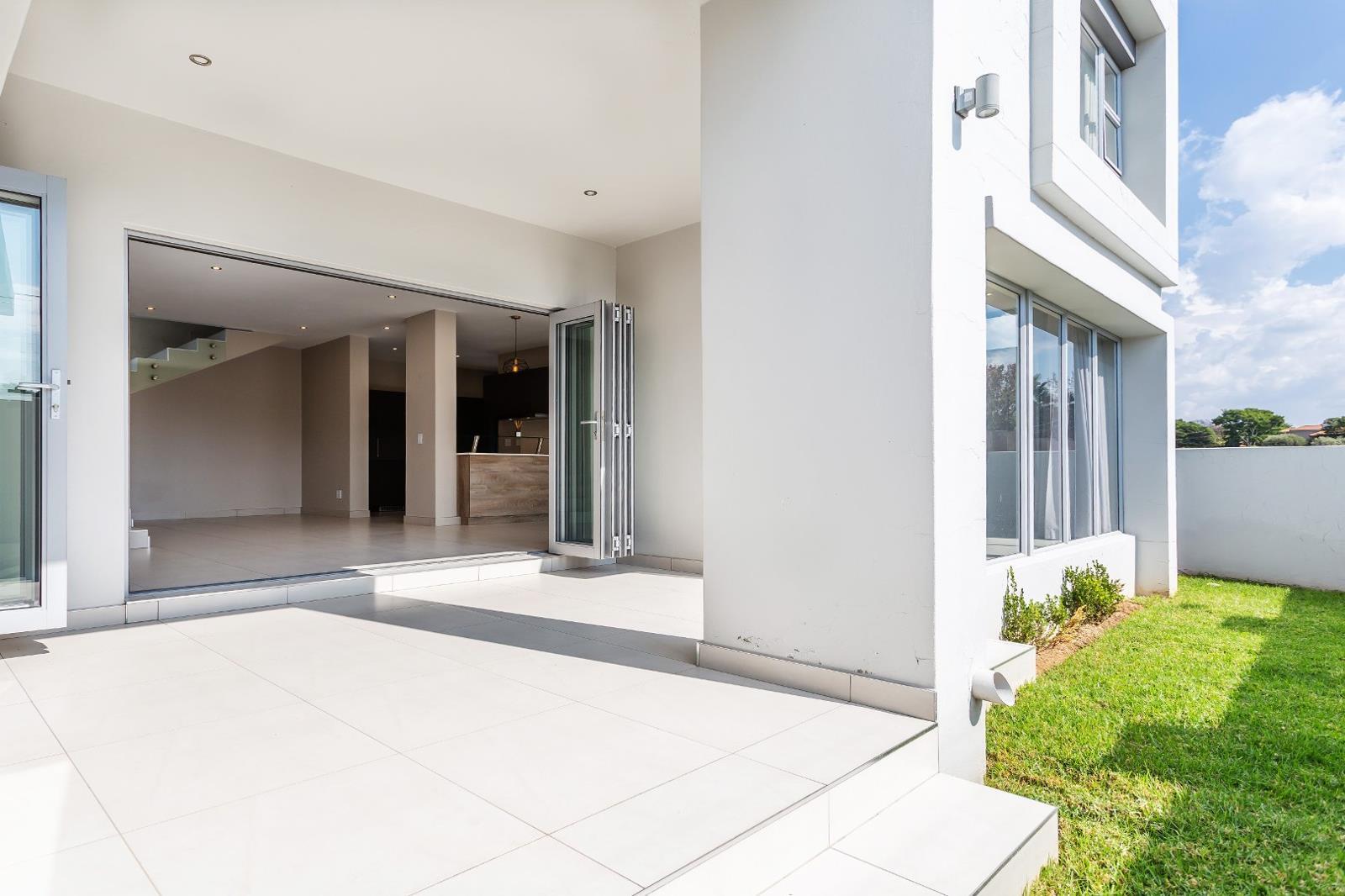 4 Bedroom House in Bryanston