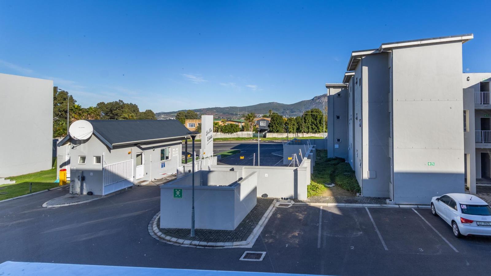 Studio Apartment in Klein Parys