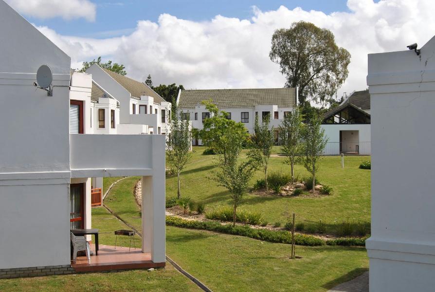 2 Bedroom Apartment in Paradyskloof