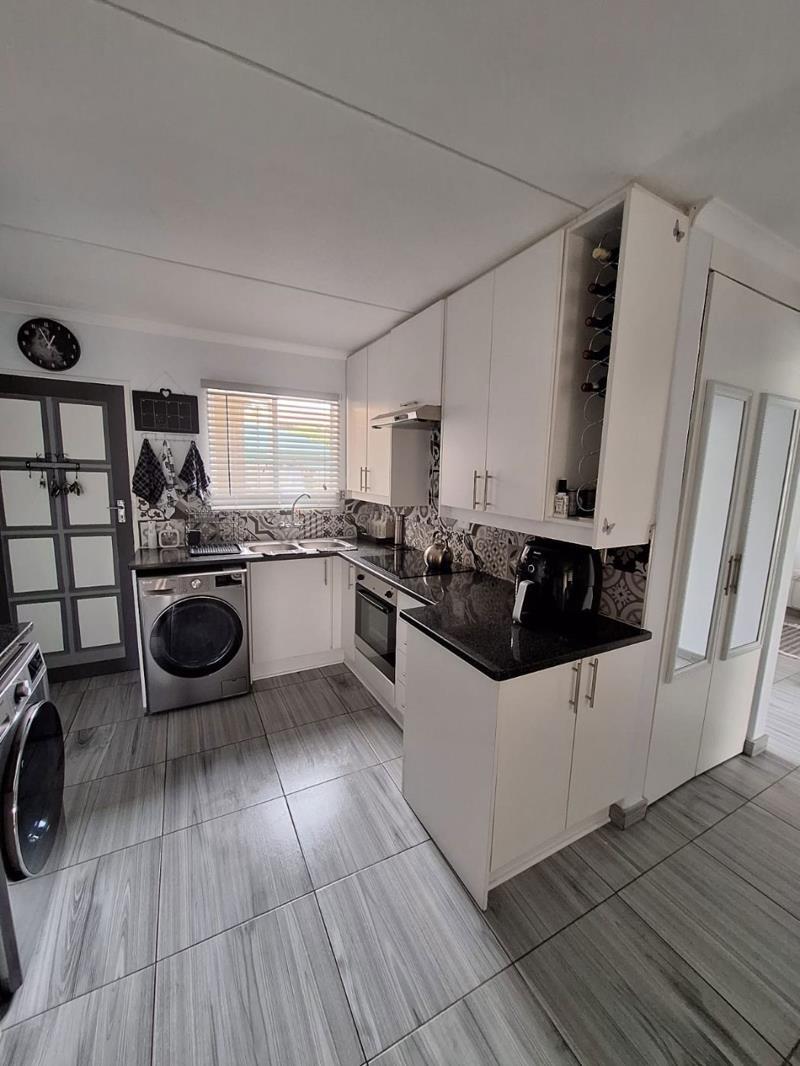 2 Bedroom Apartment in Beyers Park