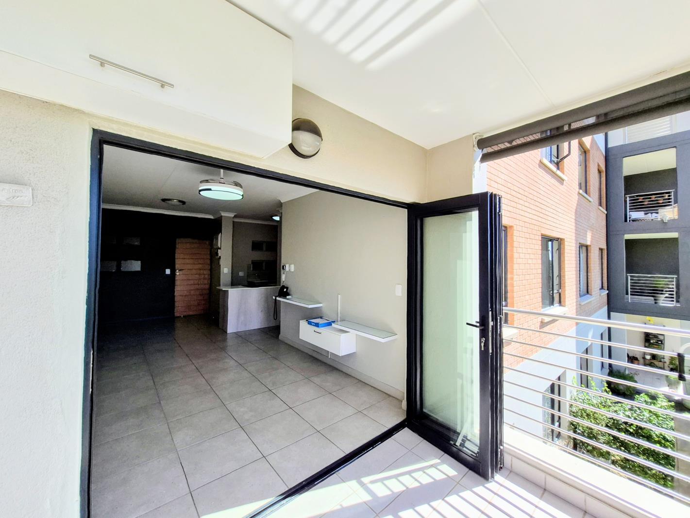 2 Bedroom Apartment in Waterkloof Ridge