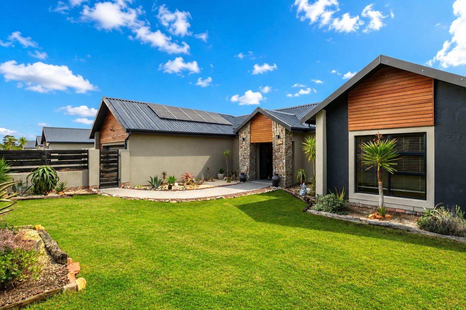 4 Bedroom House in Theescombe