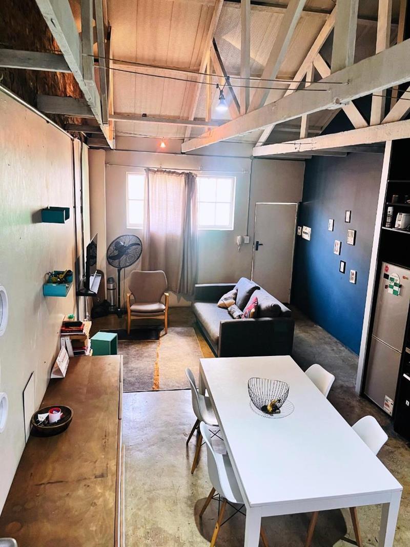 1 Bedroom Apartment in City & Suburban (Maboneng)