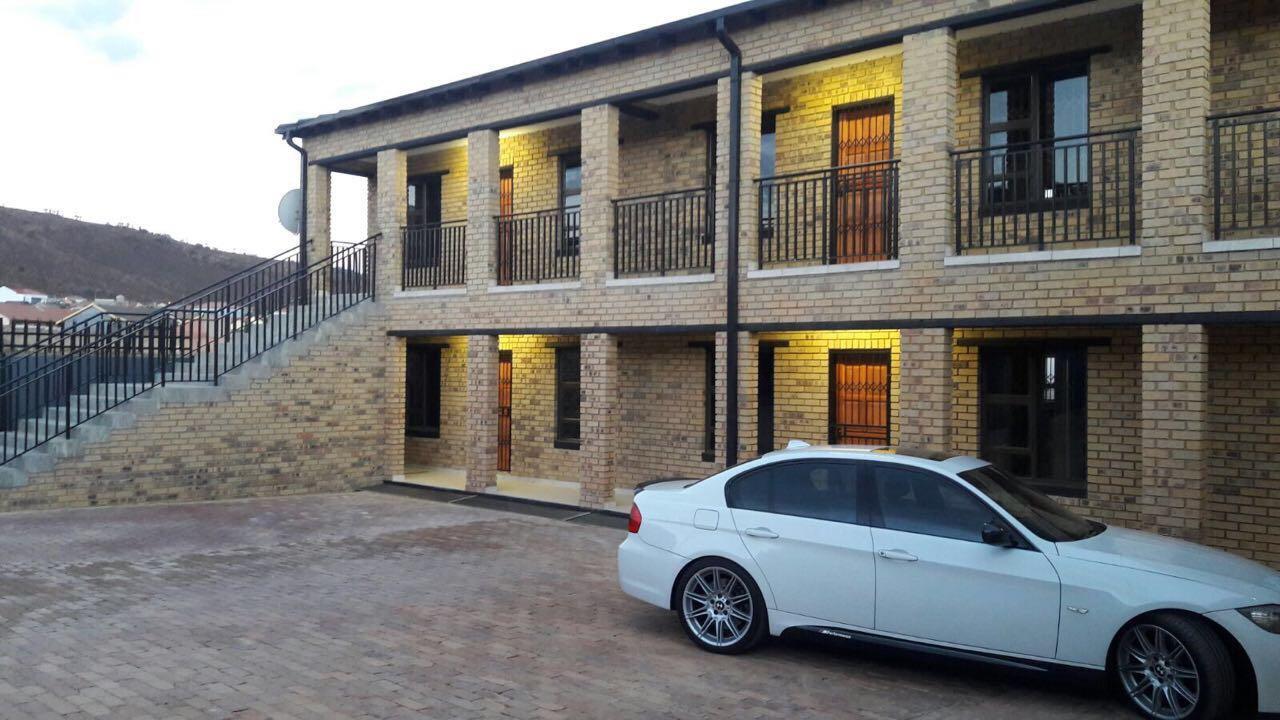 2 Bedroom Apartment in Naturena