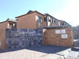 2 Bedroom Townhouse in Elspark