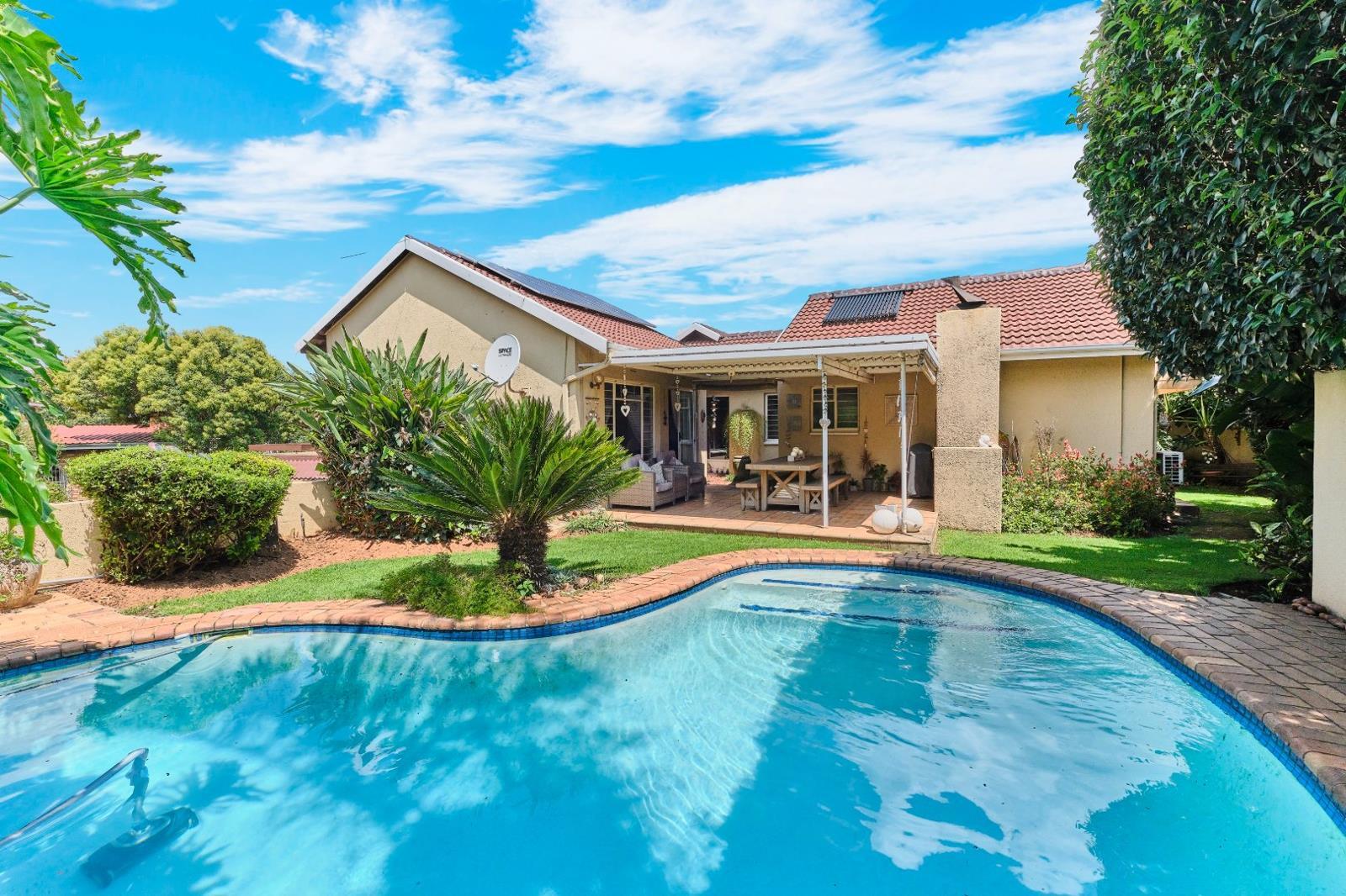 2 Bedroom Townhouse in Randpark Ridge
