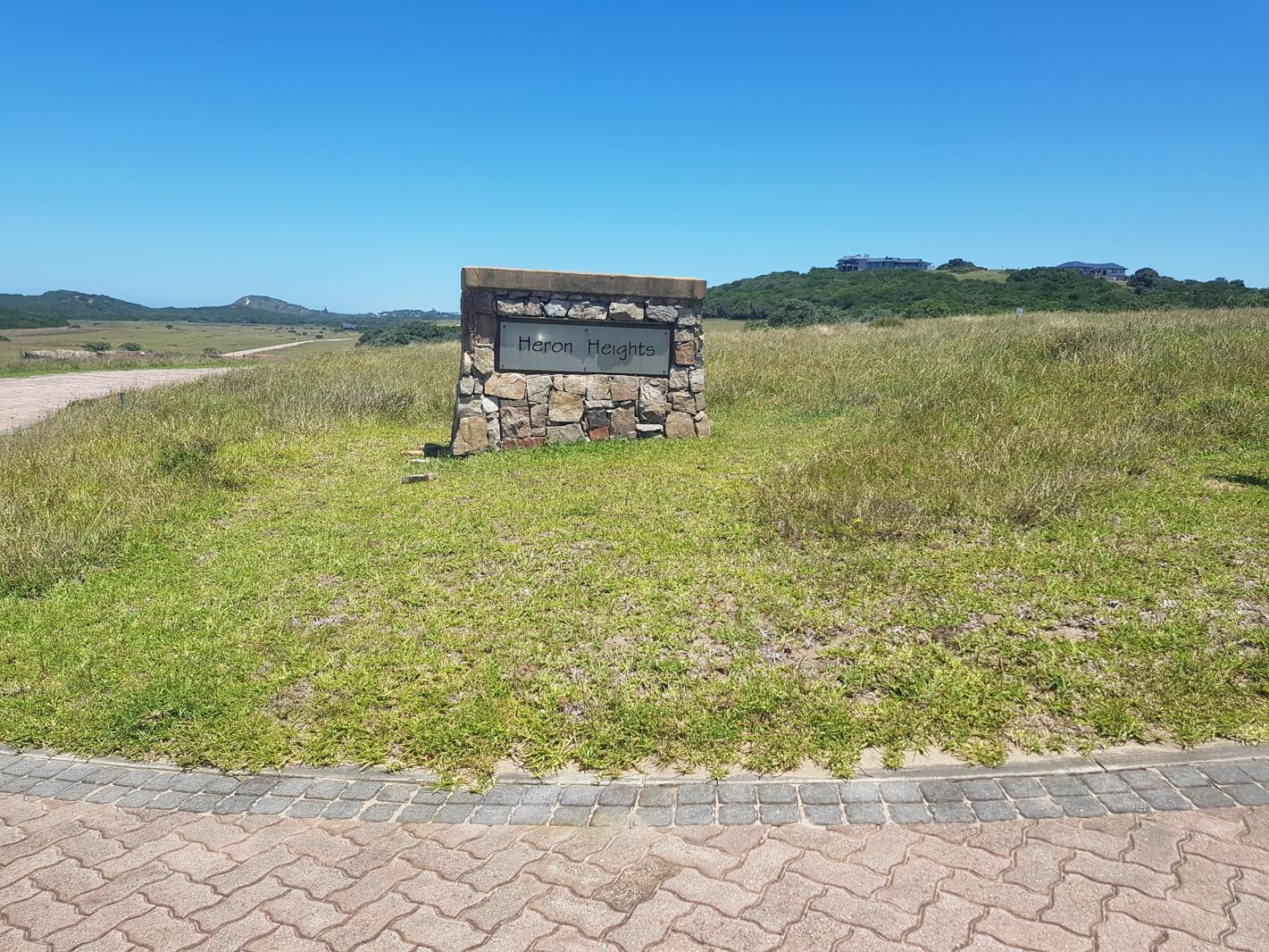753 m² Land available in Kenton-on-Sea
