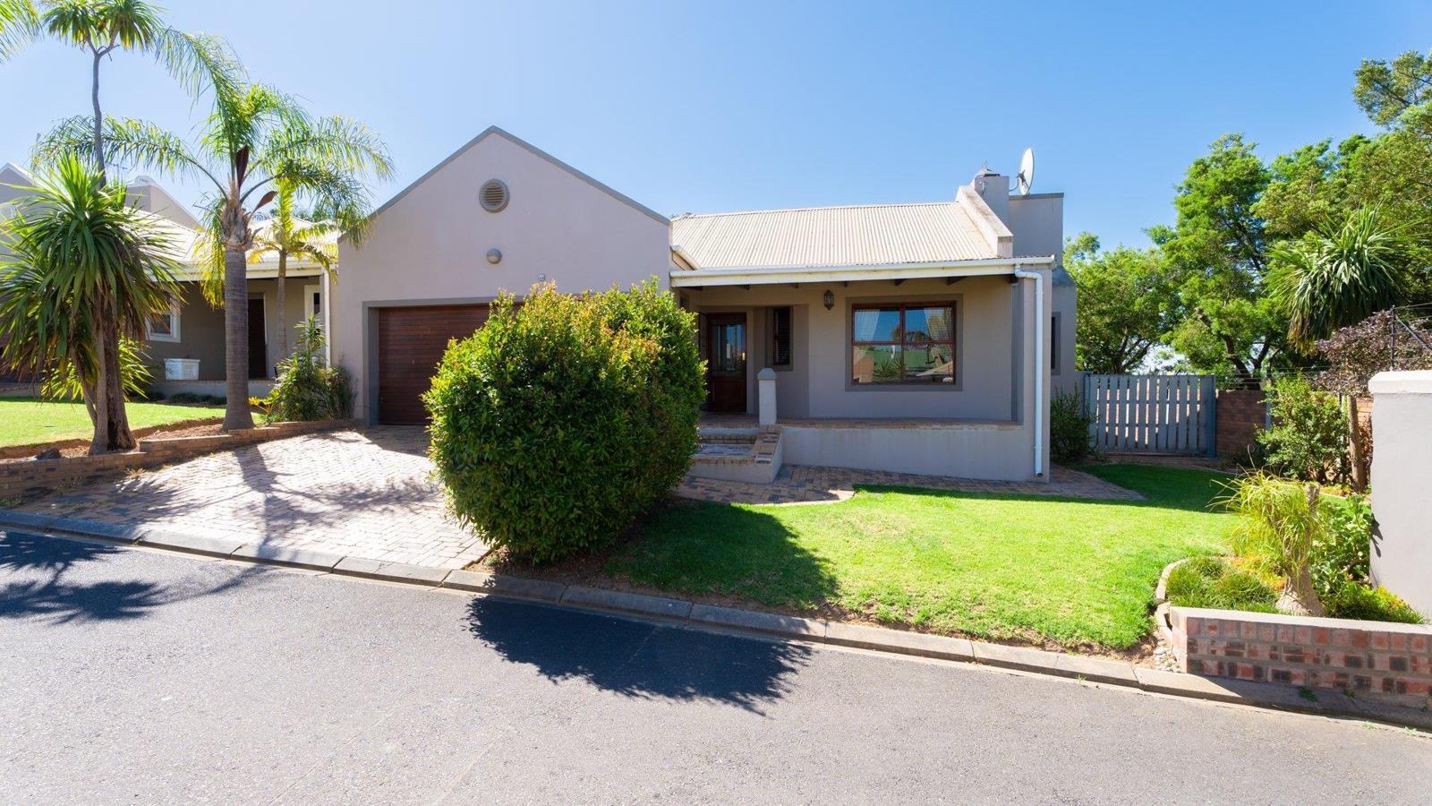 3 Bedroom House in Uitzicht