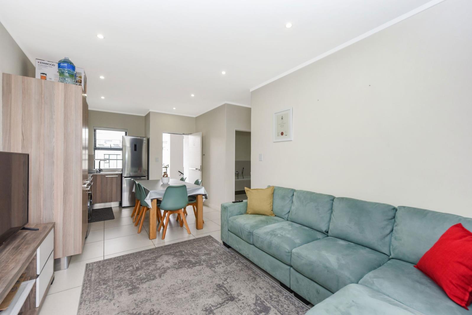 1 Bedroom Apartment in Lonehill