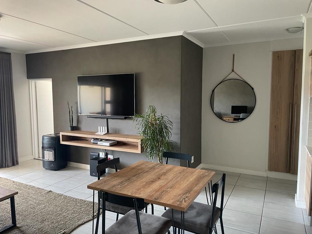 2 Bedroom Apartment in Waterfall Estate