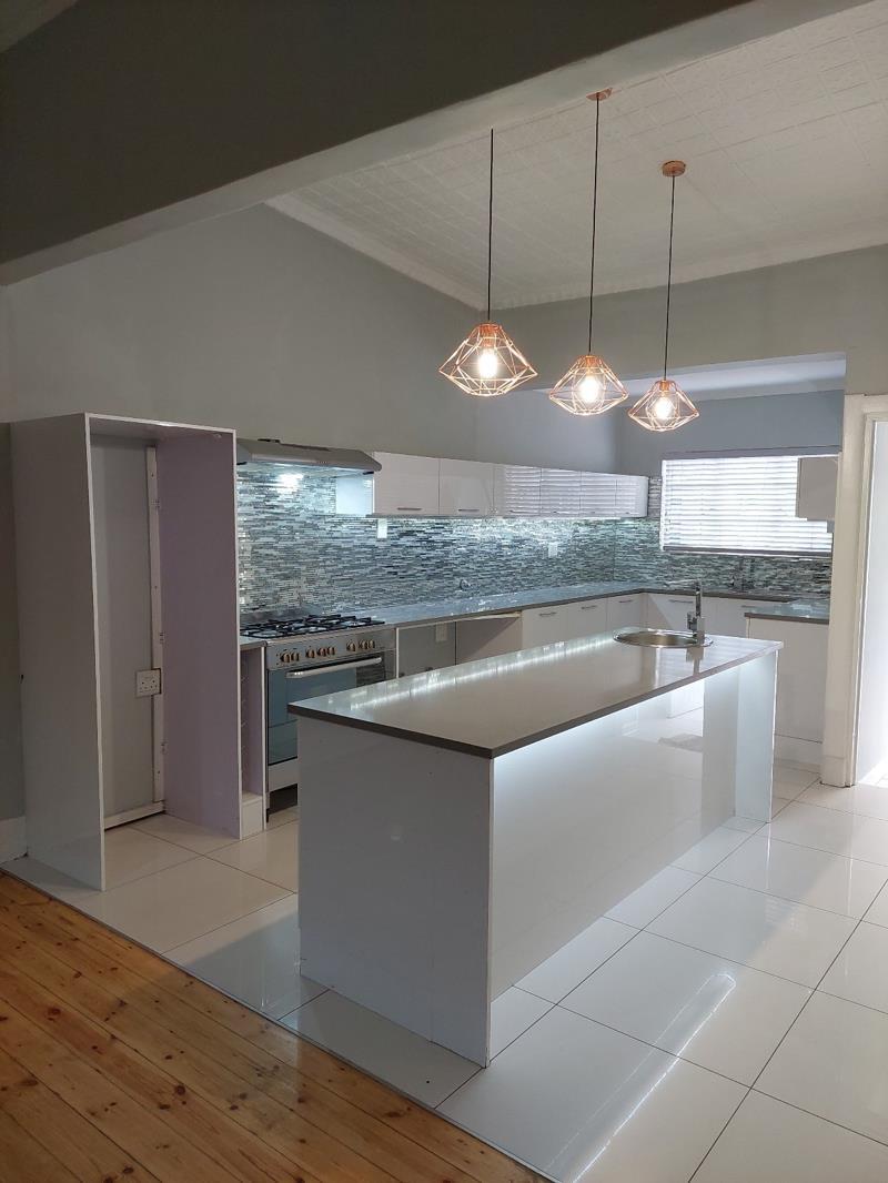 1 Bedroom Garden Cottage in Kensington