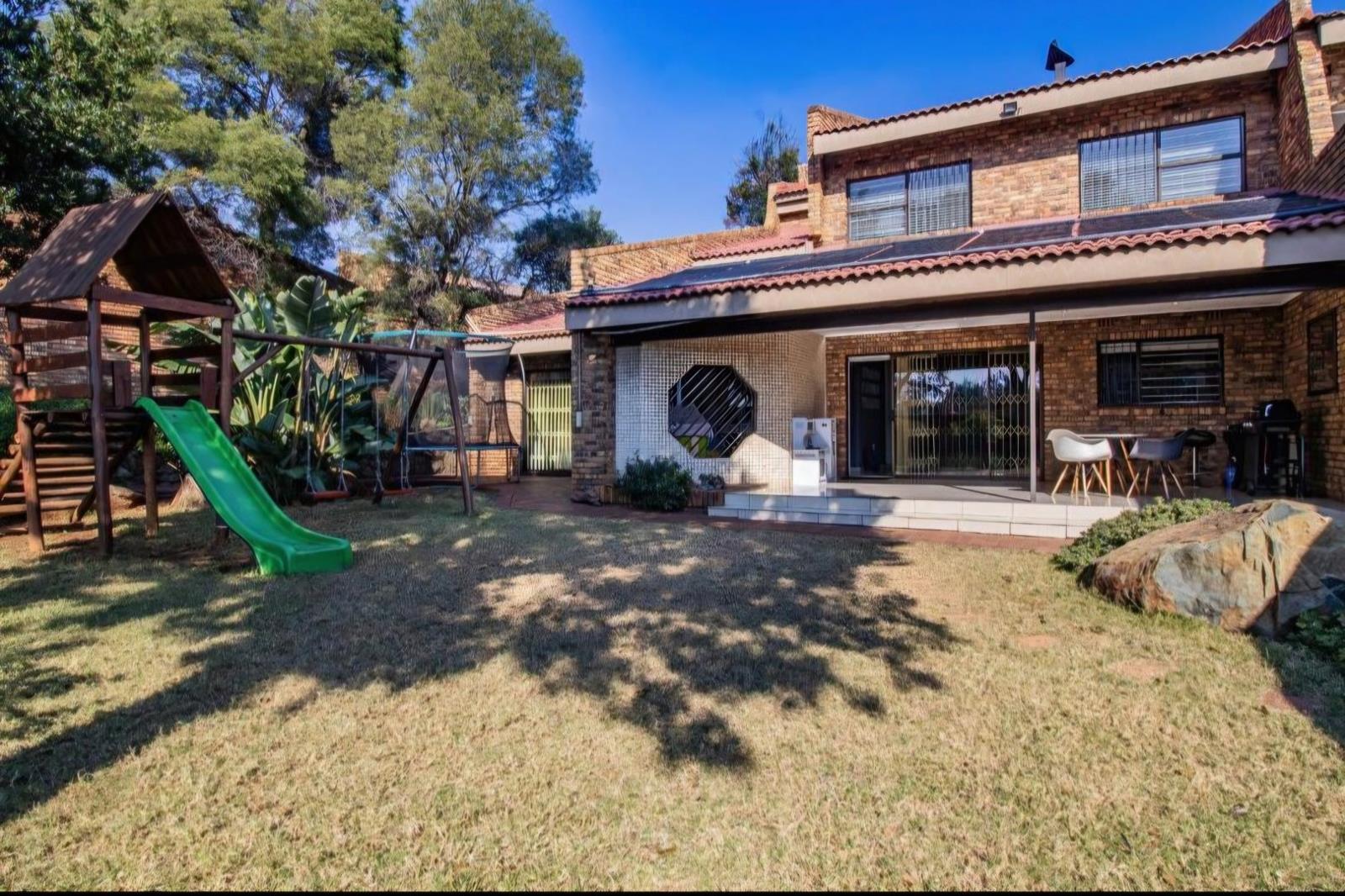 4 Bedroom House in Bassonia