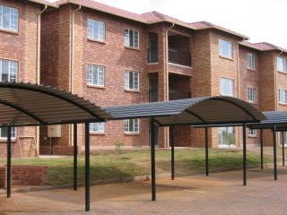 3 Bedroom Townhouse in Karenpark