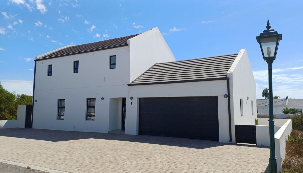 3 Bedroom House in Shelley Point