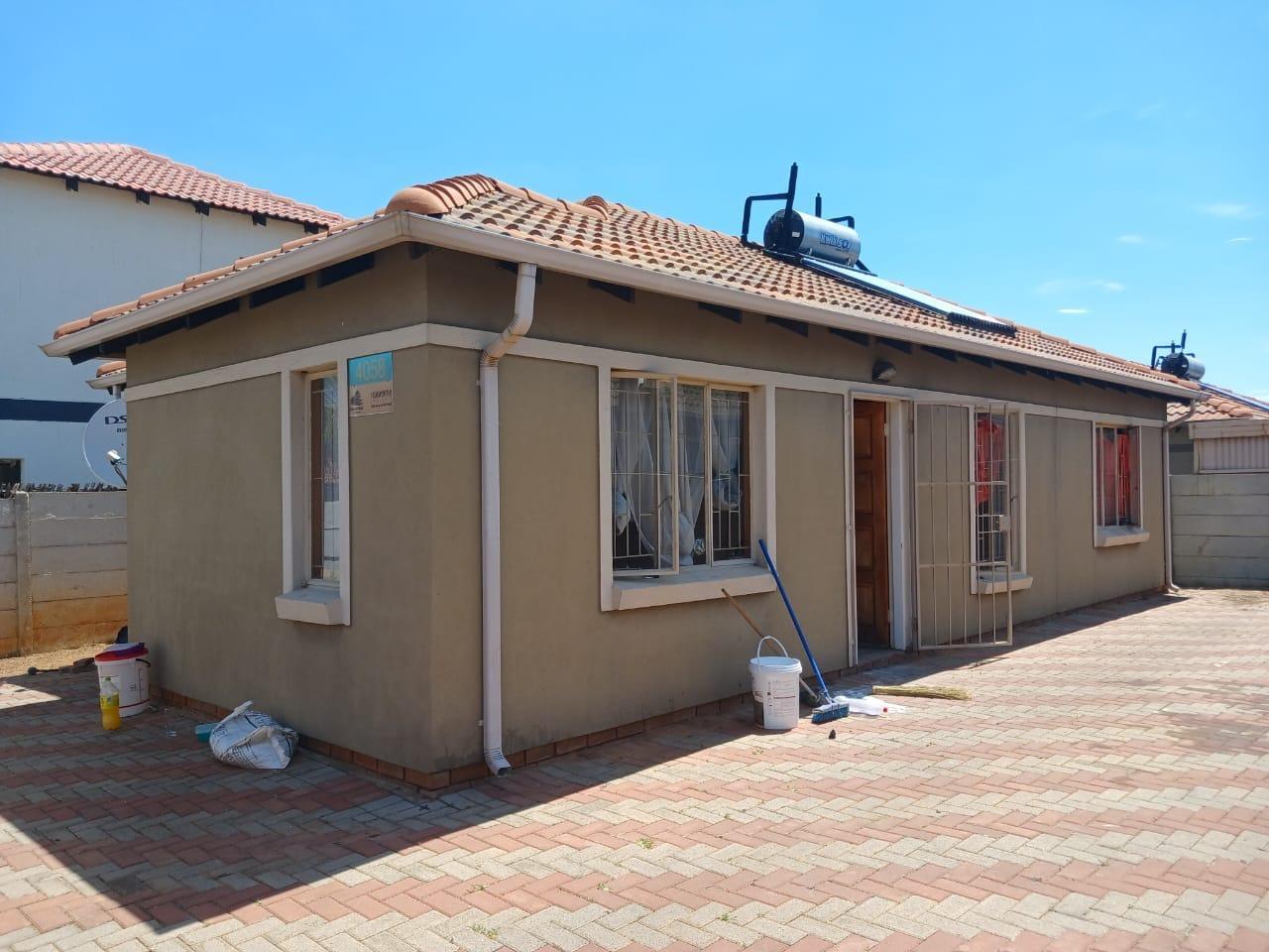 3 Bedroom House in Alberton