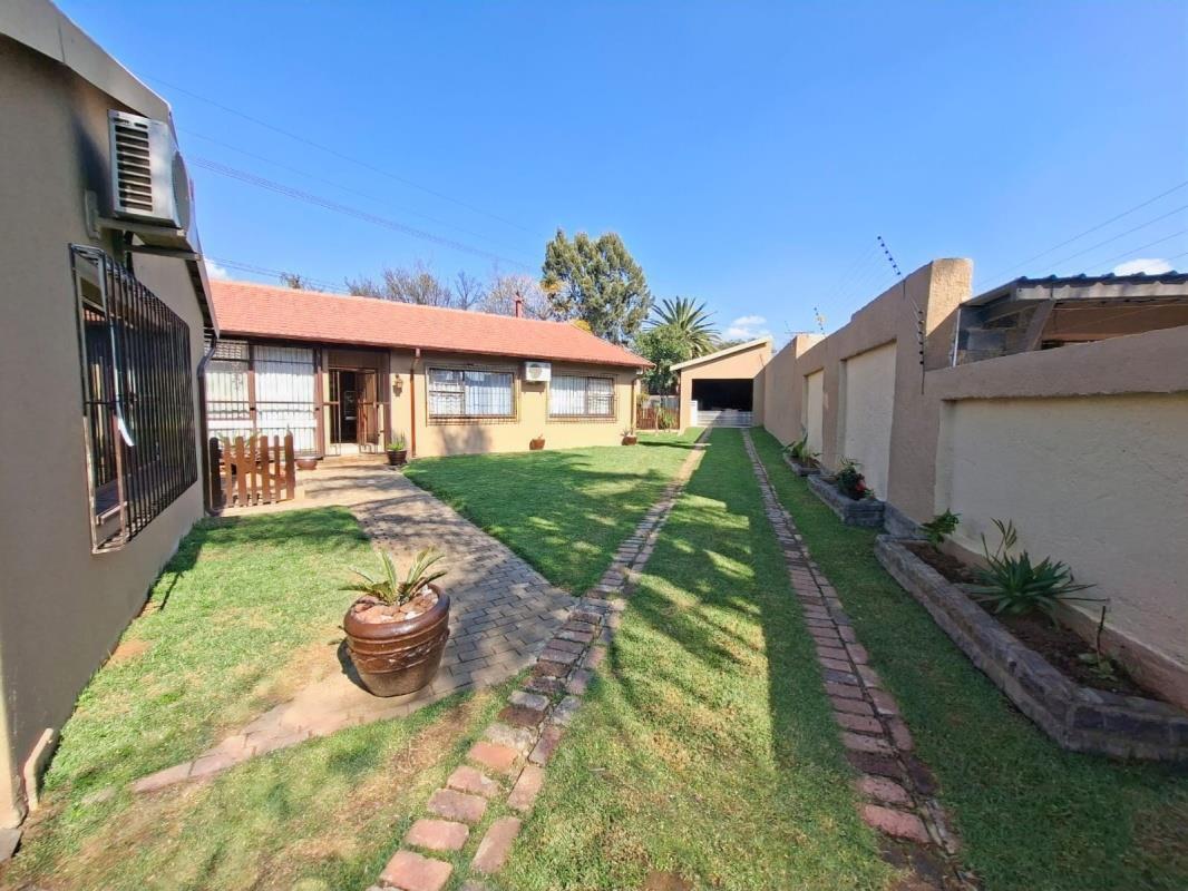 3 Bedroom House in Birch Acres
