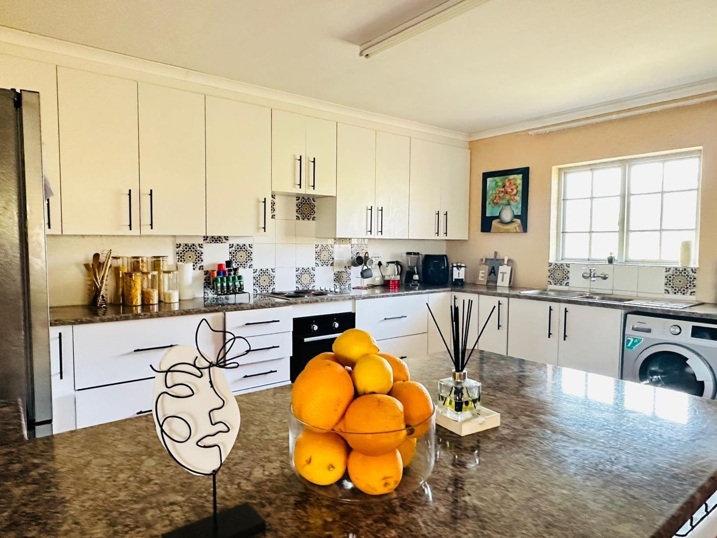 2 Bedroom Garden Cottage in Glen Austin