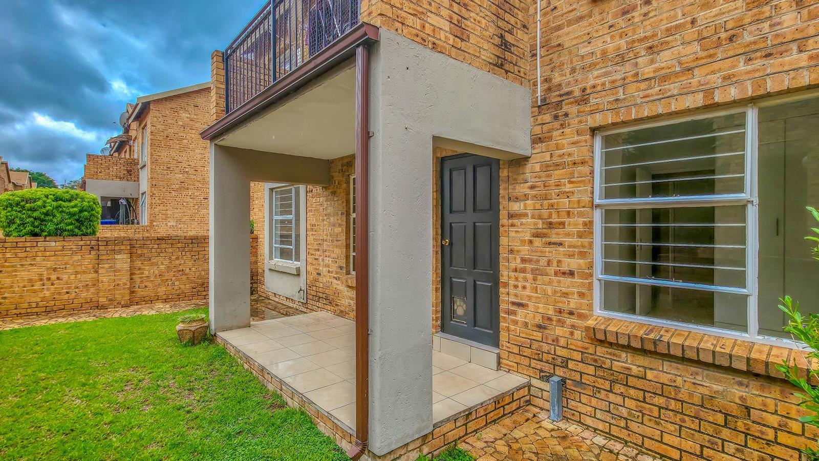 2 Bedroom Apartment in Honeydew