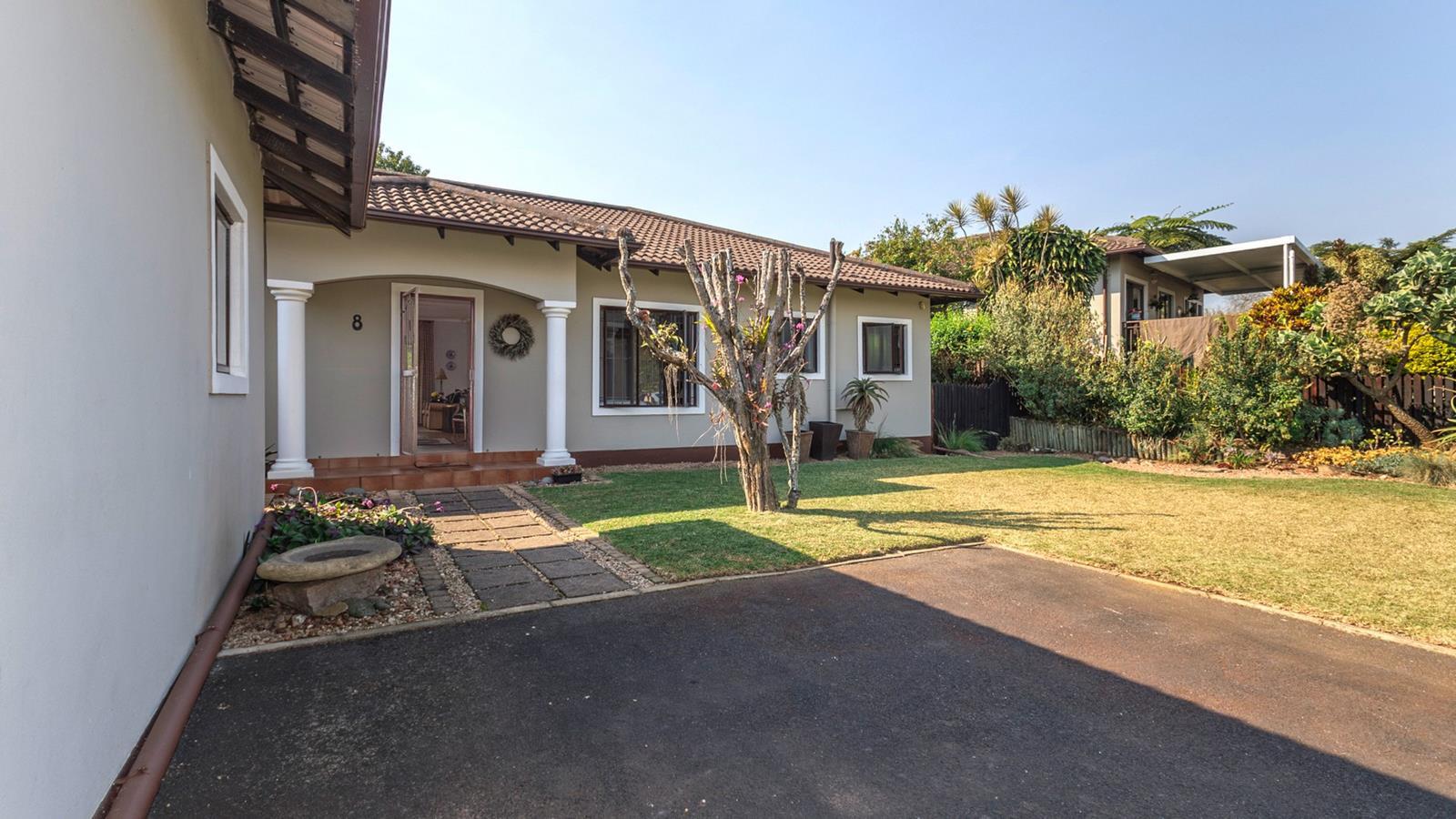 3 Bedroom House in Waterfall