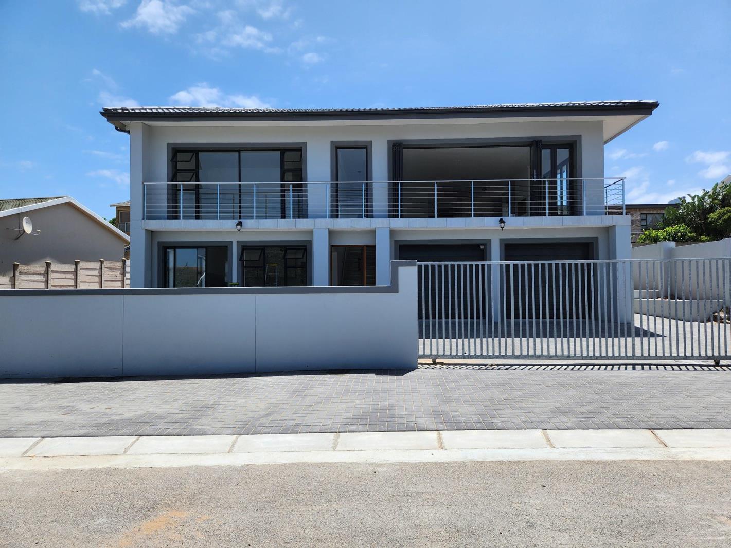 5 Bedroom House in Wavecrest