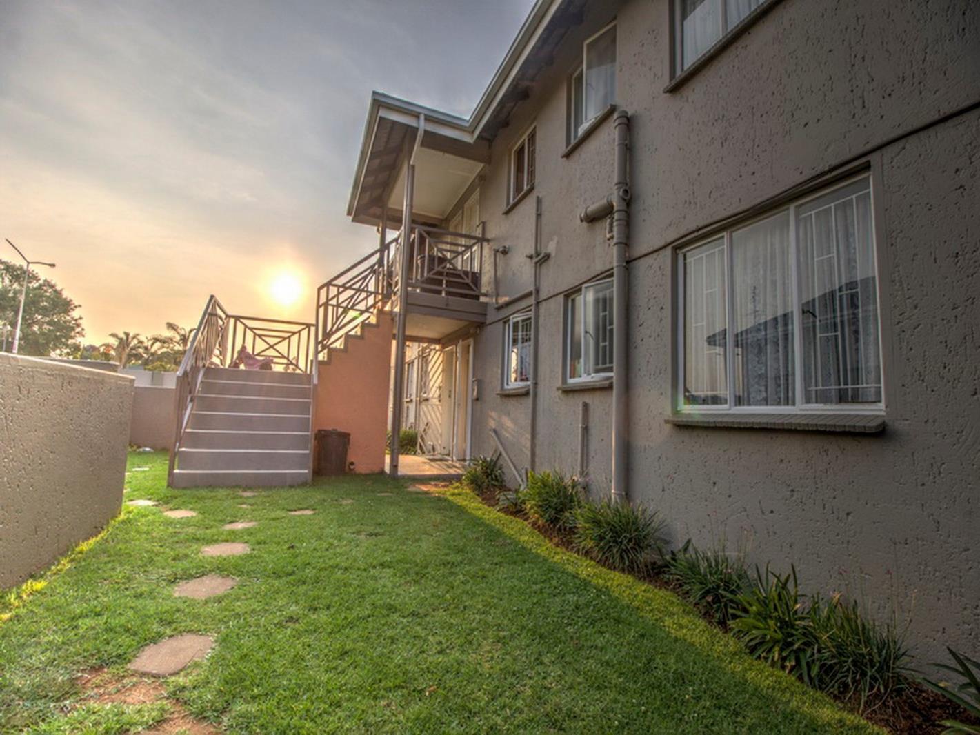 2 Bedroom Townhouse in Glen Marais