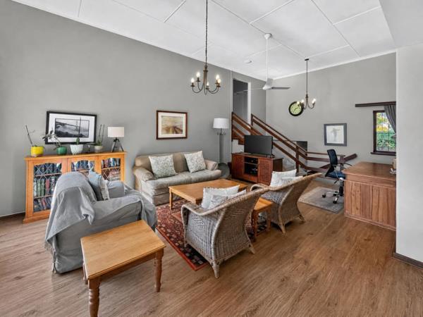 4 Bedroom Townhouse in Hillcrest Central