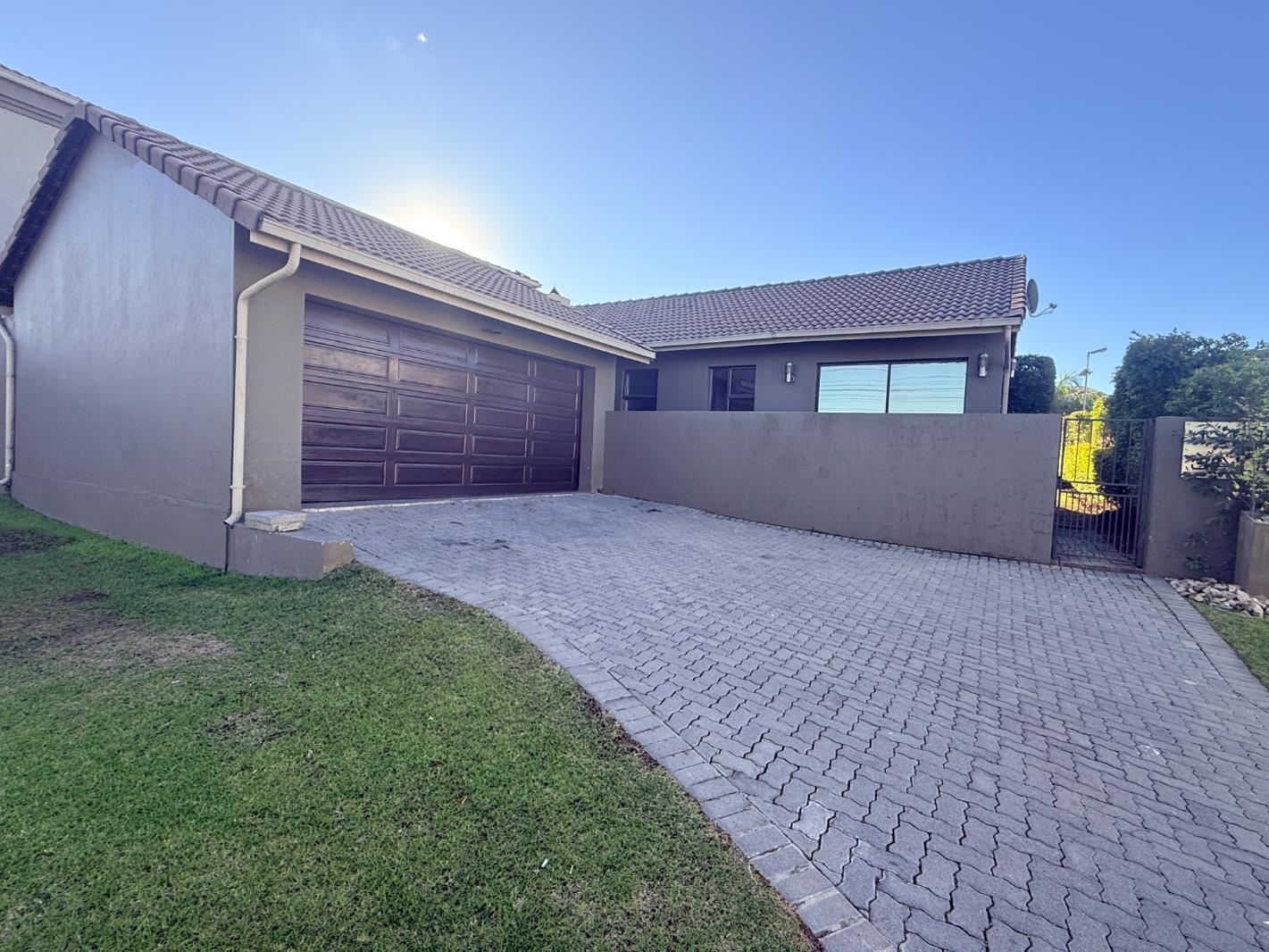 3 Bedroom House in Greenstone Hill