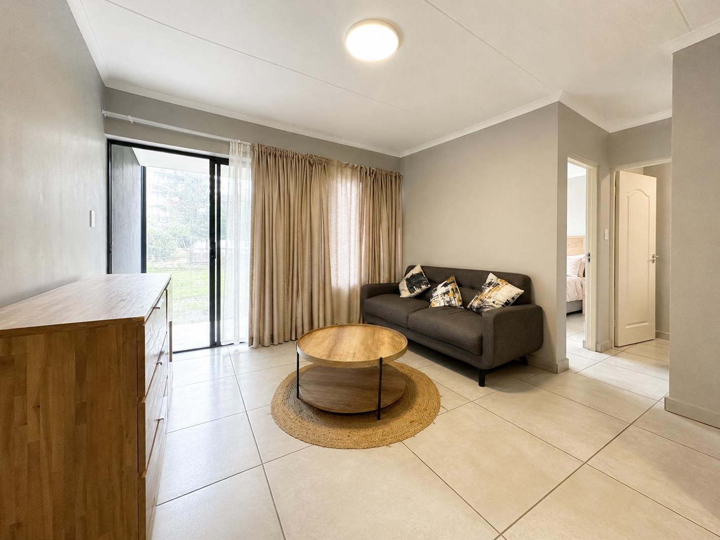 2 Bedroom Apartment in Glen Marais