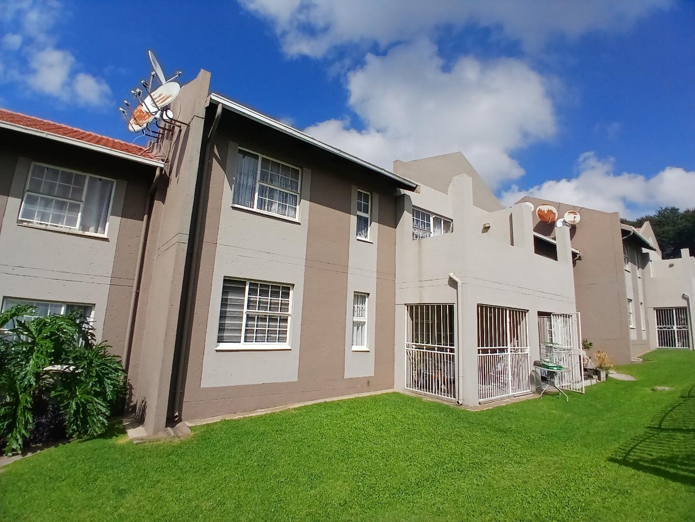 2 Bedroom Townhouse in Meyersdal