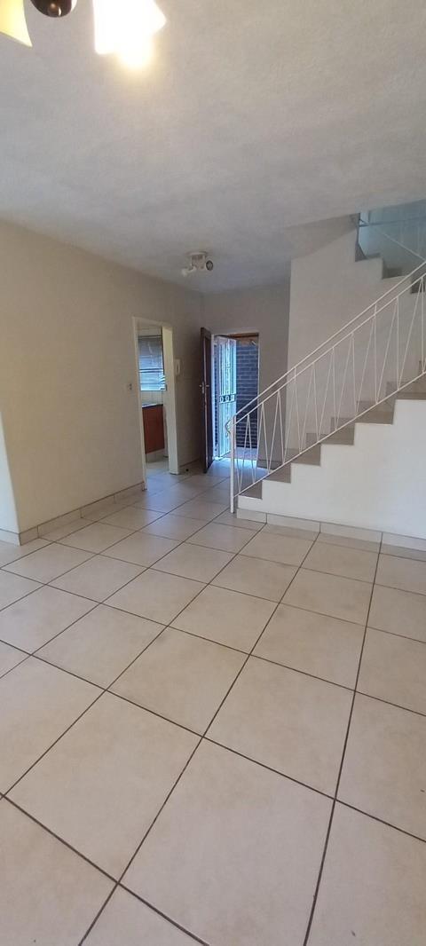 2 Bedroom Duplex in Kew
