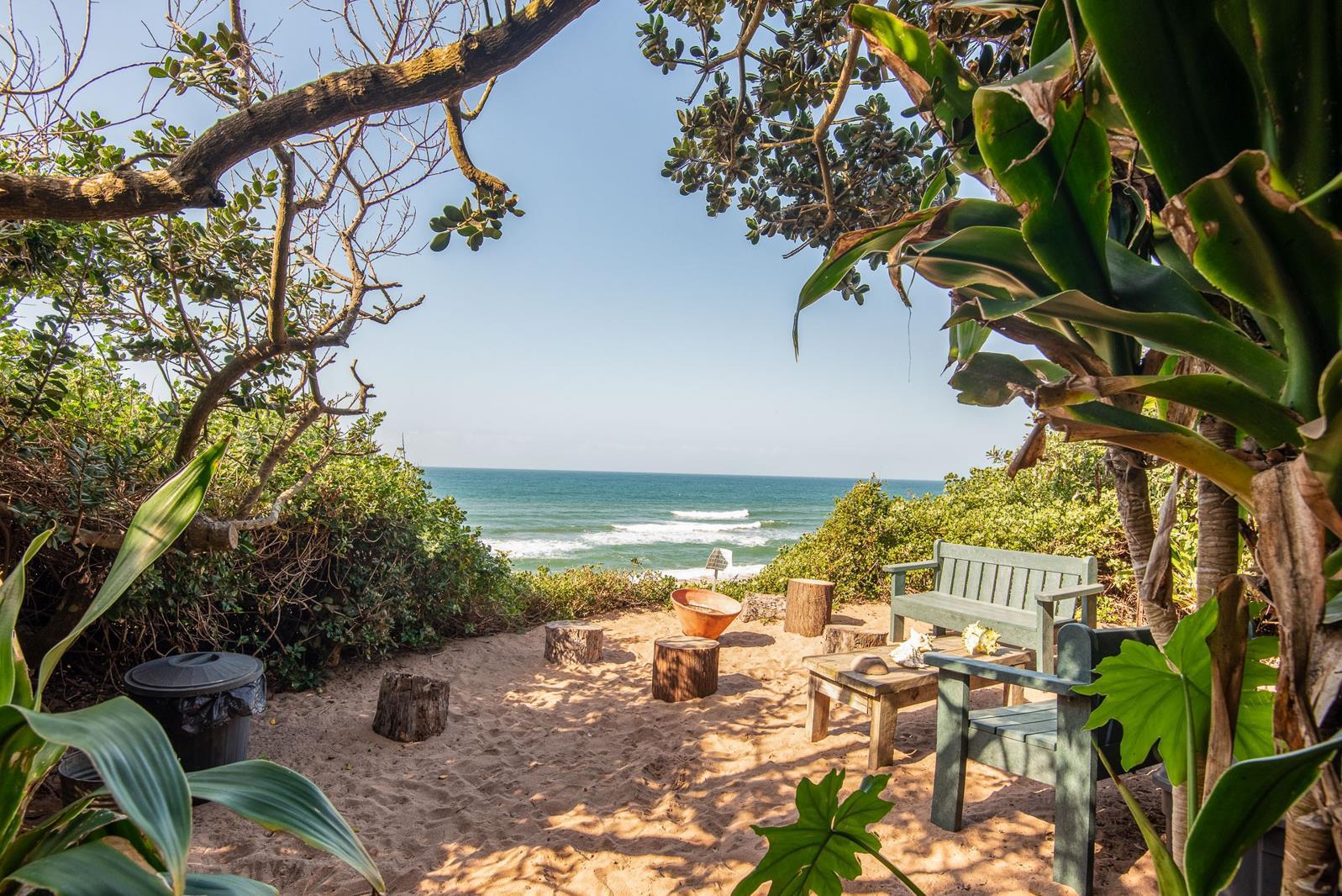 5 Bedroom House in Zinkwazi Beach