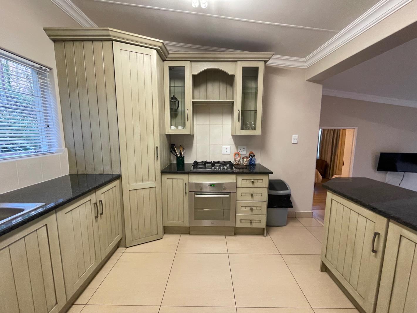 2 Bedroom House in Groenkloof