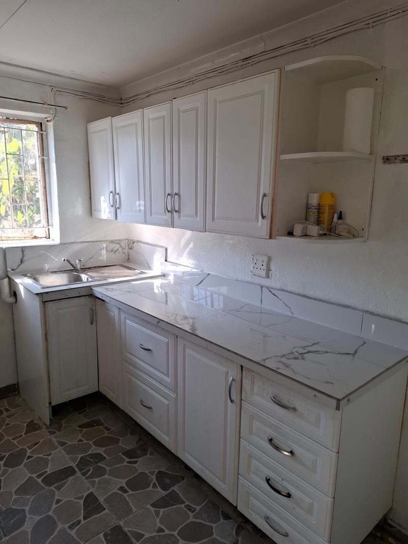 1 Bedroom Garden Cottage in Primrose