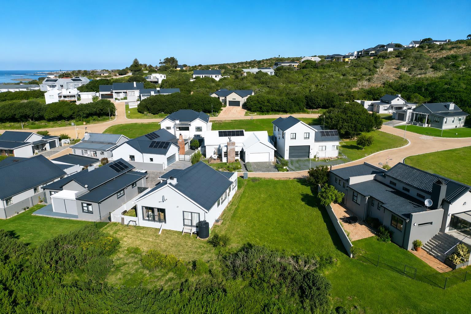 304 m² Land available in Stilbaai Wes