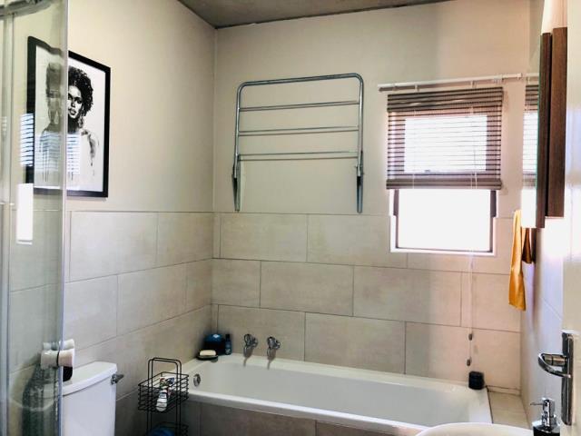 2 Bedroom House in Moreleta Park