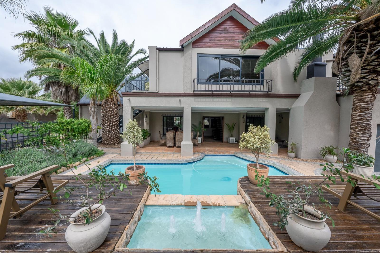 3 Bedroom Apartment in Paradyskloof