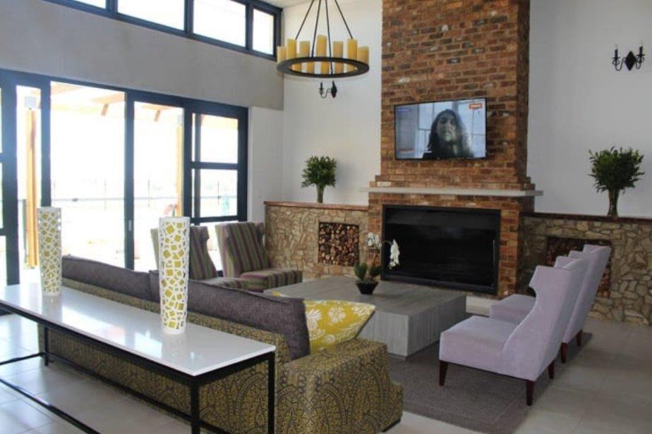 3 Bedroom Apartment in Greenstone Hill