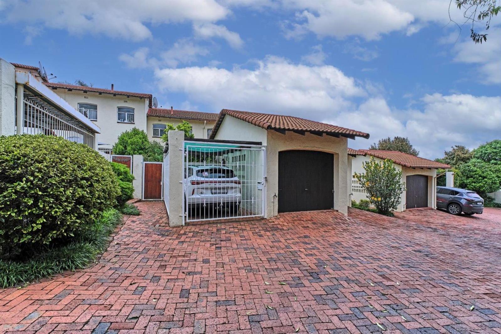 3 Bedroom Cluster in Strathavon