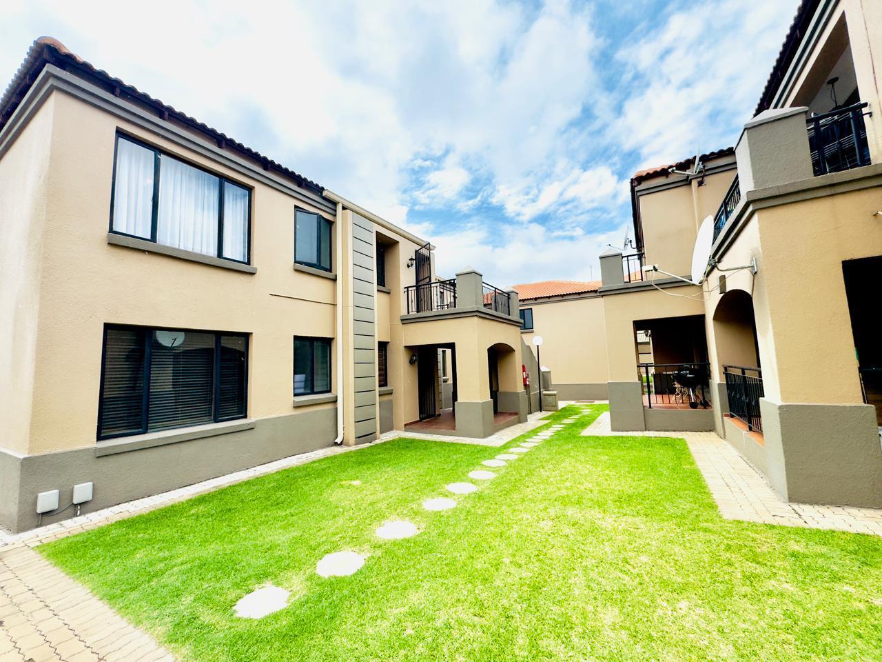 2 Bedroom Townhouse in Meyersdal