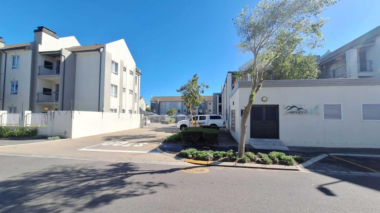 2 Bedroom Apartment in Buh Rein Estate