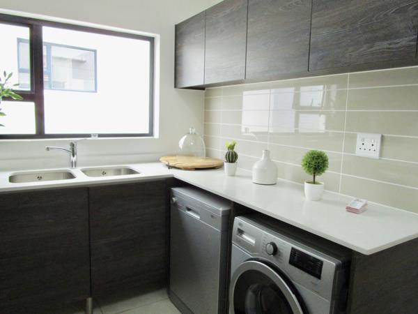 3 Bedroom Apartment in Bryanston