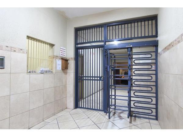 1.5 Bedroom Apartment in Pretoria Central