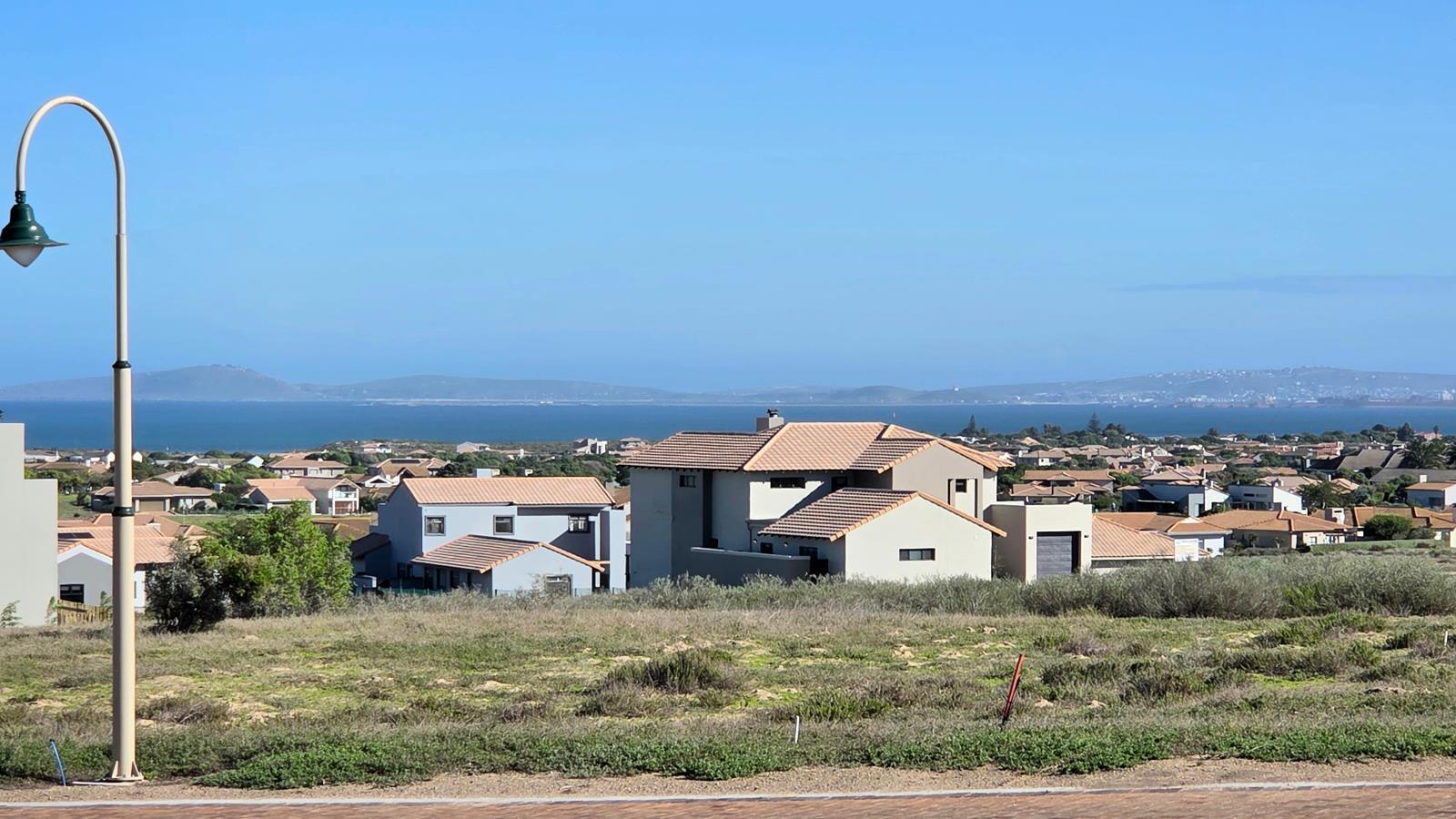 839 m² Land available in Langebaan Country Estate