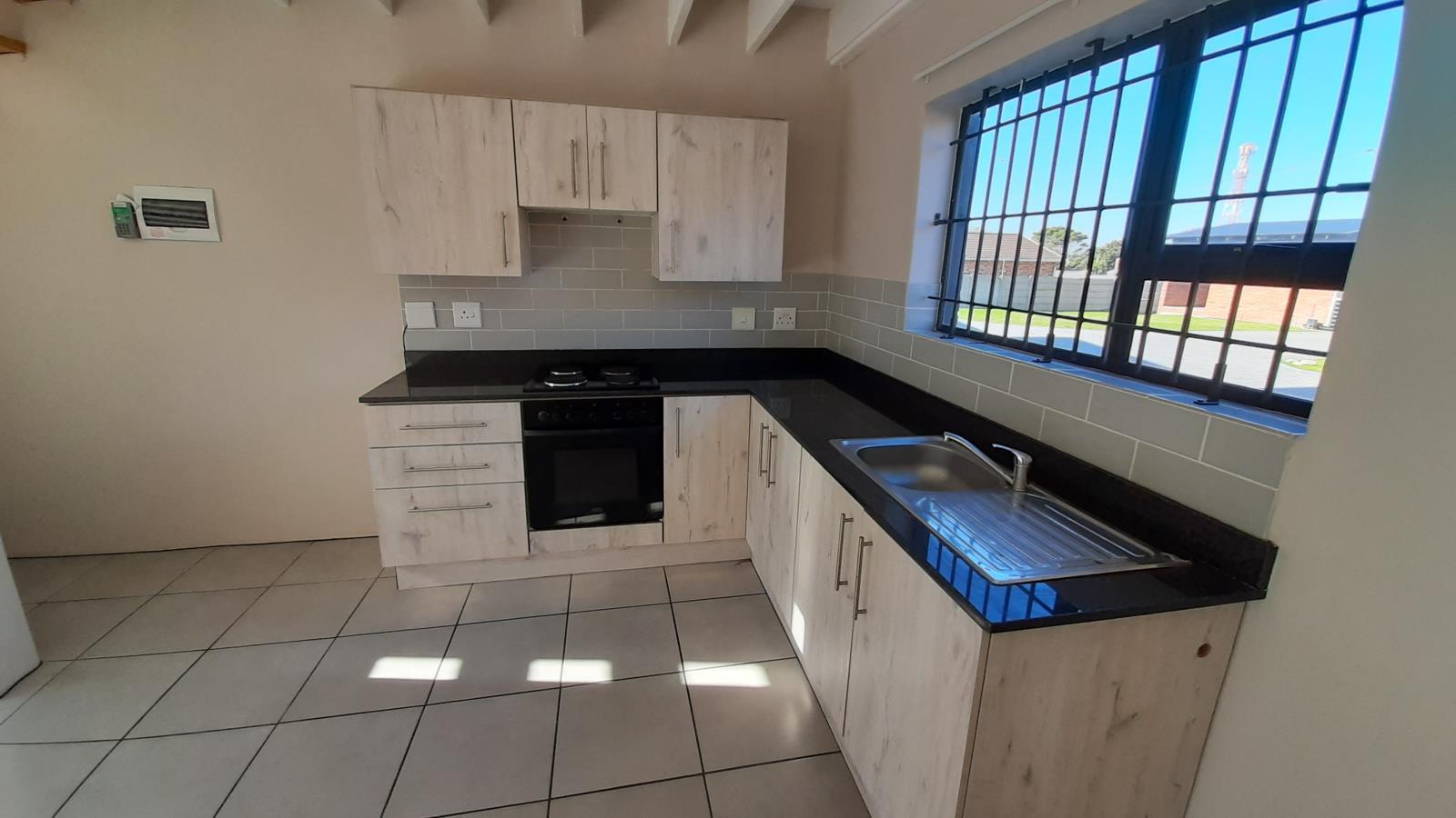 2 Bedroom Townhouse in Overbaakens