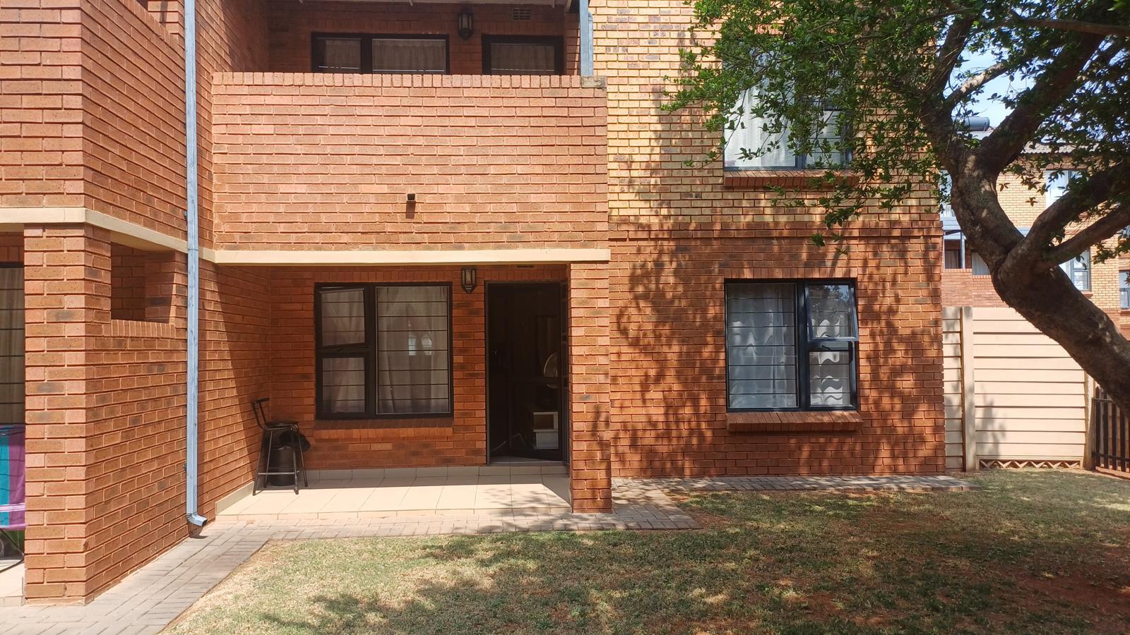 2 Bedroom Apartment in Olympus AH